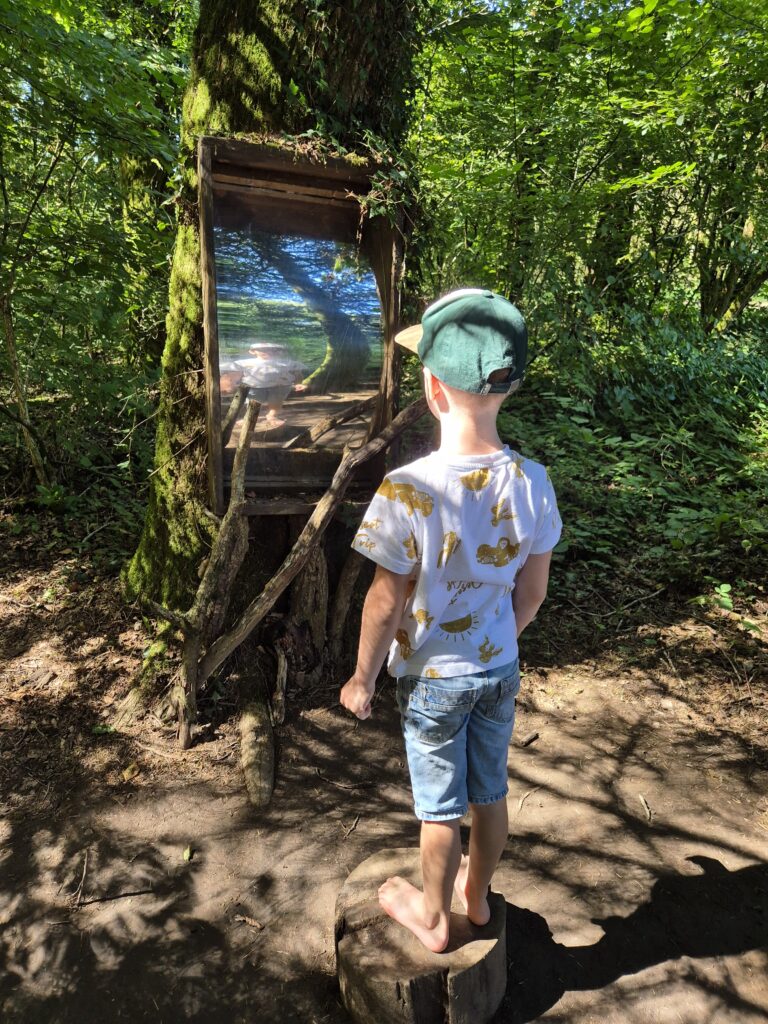 parcours pieds nus miroirs - ferme aventure